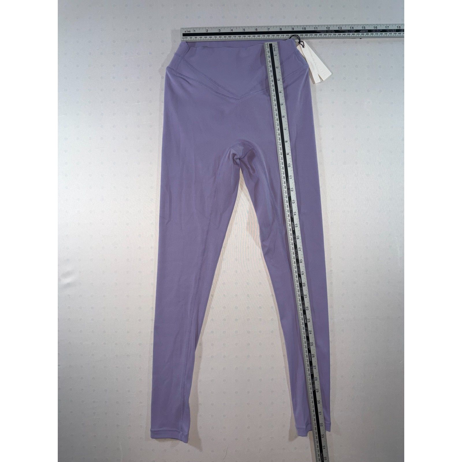 Nwt Lavender Paragon Leggings | Size Small — image 4 of 8